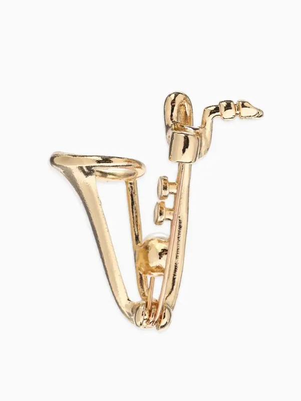 Брошь &laquo;Саксофон&raquo;, музыка, жемчуг, цвет белый в золоте