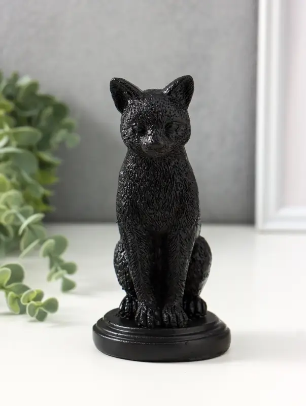 Подсвечник на 1 свечу &laquo;Кошка&raquo;, полистоун, 17&times;10&times;8 см, чёрный