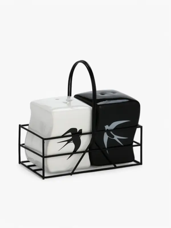 Солонка и перечница &laquo;Ласточки&raquo;, 100 мл