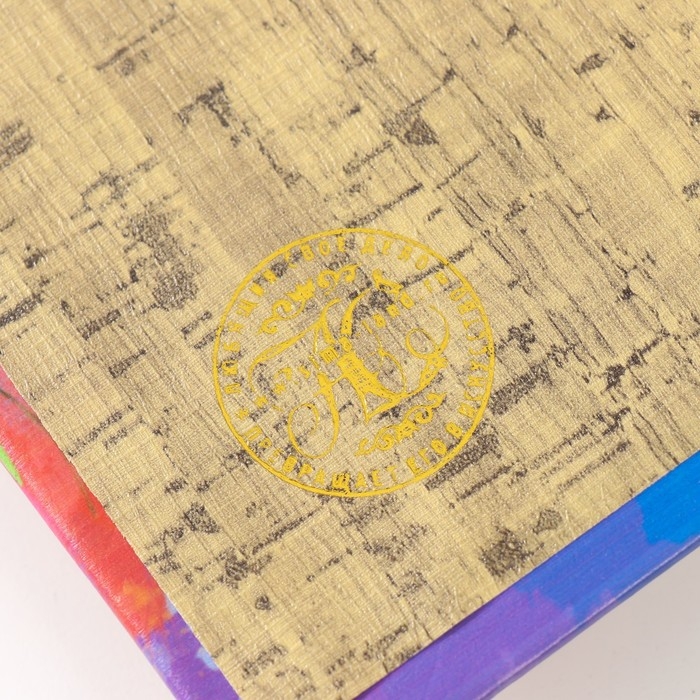 Сейф-книга дерево кожзам Сейф-книга дерево кожзам "Портрет девушки. Пятна краски" тиснение 21х13х5 см