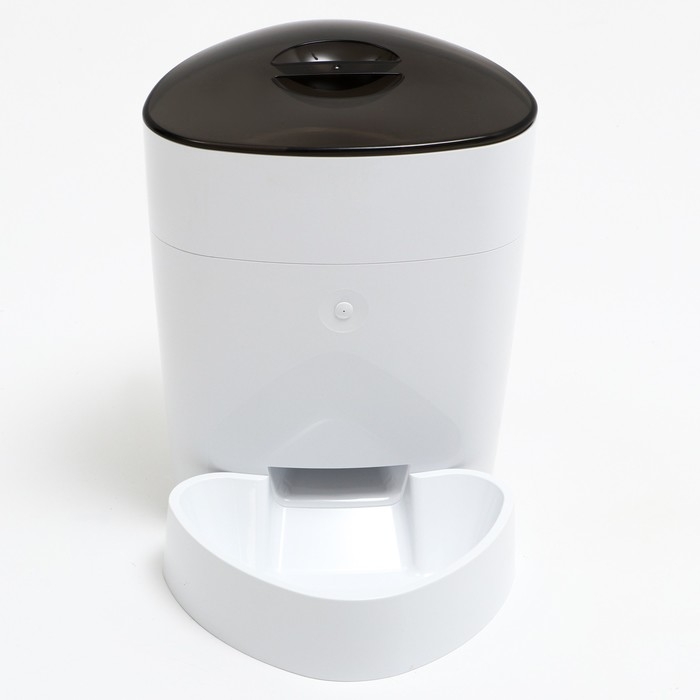 Умная автокормушка, контейнер 5,5 л, с Wi-Fi, функция записи голоса, белая Умная автокормушка, контейнер 5,5 л, с Wi-Fi, функция записи голоса, белая