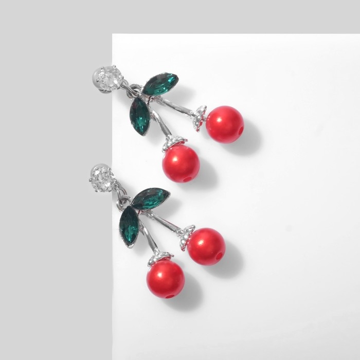 Серьги ассорти «Вишни» на ветках, красно-зелёные в серебре Серьги ассорти «Вишни» на ветках, красно-зелёные в серебре