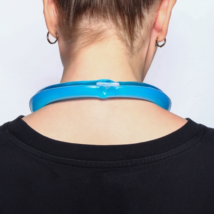 Охлаждающий воротник (гель, ПВХ) 17*16*2см синий накл ОТ
