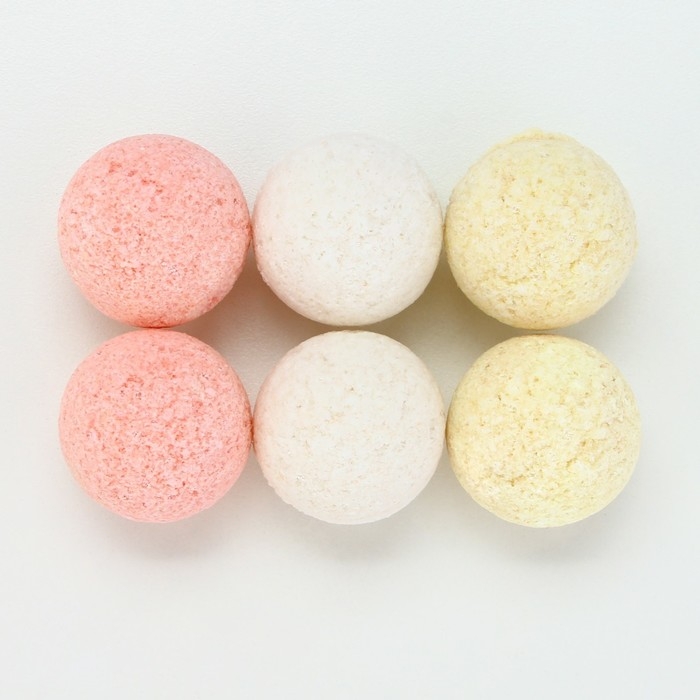 Подарочный набор косметики, бомбочки для ванны, 6 х 20 г, аромат вишнёвого пирога, сливочного пломбира и булочки с корицей, Новый Год Подарочный набор косметики, бомбочки для ванны, 6 х 20 г, аромат вишнёвого пирога, сливочного пломбира и булочки с корицей, Новый Год