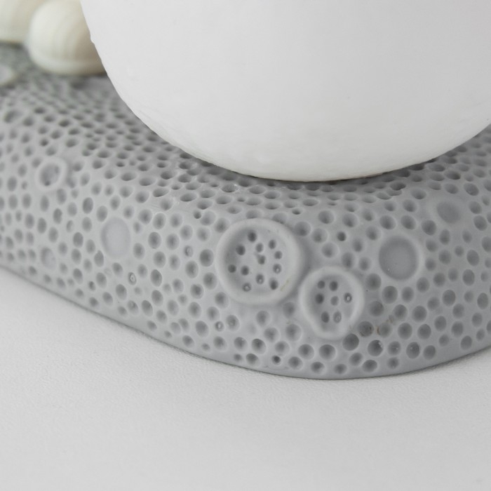 Ночник Ночник "Крутой космонавт" LED 2Вт RGB от батареек 3хLR44 бело-золотой 11х6х11 см RISALUX