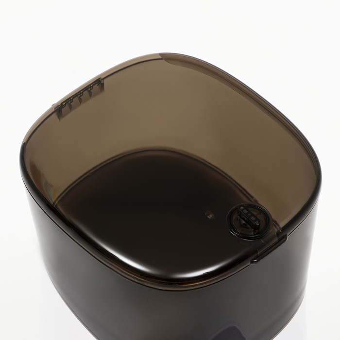 Умная автокормушка, контейнер 6 л, функция записи голоса, с ЖК экраном Умная автокормушка, контейнер 6 л, функция записи голоса, с ЖК экраном