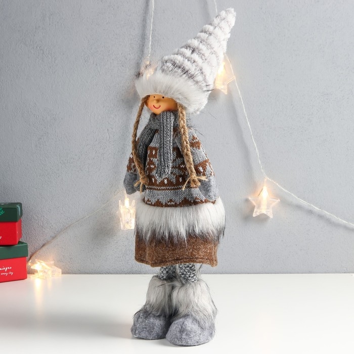 Кукла интерьерная Кукла интерьерная "Девочка в зимнем наряде со снежинками" 45х16х9 см