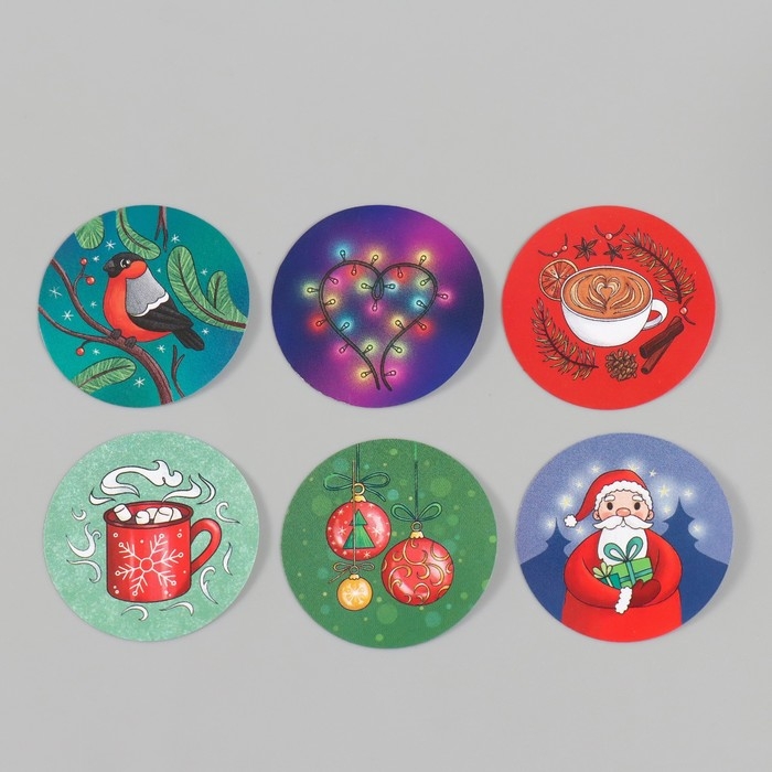 Наклейка бумага Наклейка бумага "Дед Мороз" d=2,5 см 252 шт в рулоне