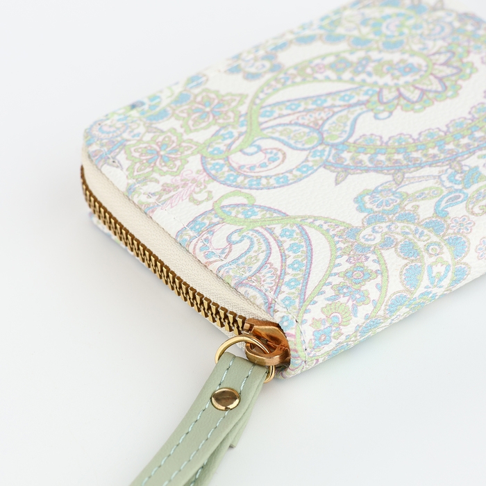 Кошелёк женский на молнии, цвет белый Кошелёк женский на молнии, цвет белый