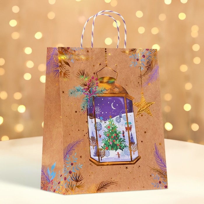 Новый год. Пакет бумажный подарочный новогодний крафт Новый год. Пакет бумажный подарочный новогодний крафт "Новогодняя лампа" 18 х 22,3 х 10 см.