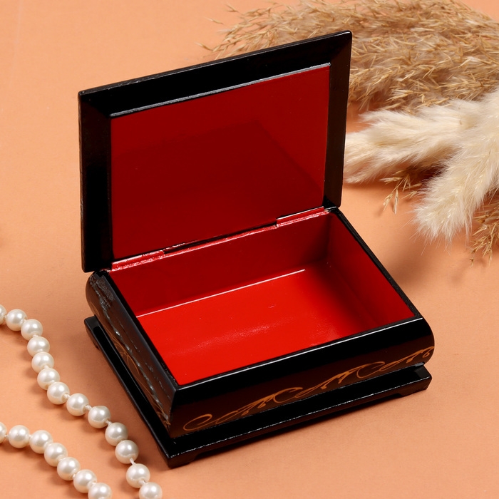 Шкатулка «Сирень», черная, 8×10,5 см, лаковая миниатюра