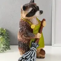 Копилка для денег &laquo;Енот с метлой&raquo;, 38&times;26&times;24, серый