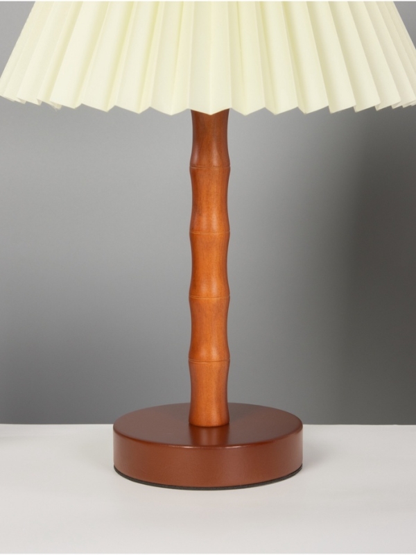 Лампа настольная BayerLux ЭКО Лампа настольная BayerLux ЭКО "Бамбук" 1х40Вт Е27 коричневый/беж. 27х27х40см