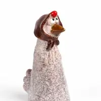 Фигурка светодиодная &laquo;Курочка в красной косынке&raquo;, декоративная, керамика, 8.3&times;7&times;15.7 см