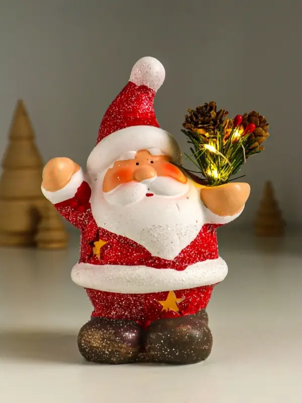 Сувенир керамика свет "Дед Мороз в красной шубке с еловой веточкой" 10х7,5х14,5 см