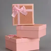 Наборок коробок 3 в 1 прямоугольные 19*19*9.8 17*17*8.0 15*15*6.5 см