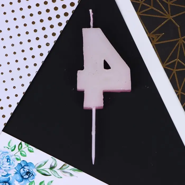 Свеча для торта, цифра «4», розовая, 10 х 4 см Свеча для торта, цифра «4», розовая, 10 х 4 см