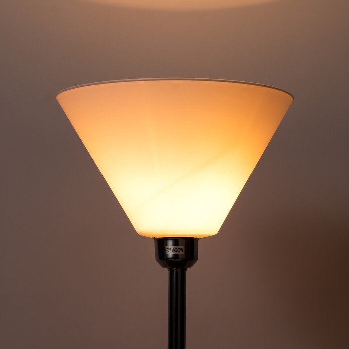 Плафон Плафон "Конус" Е27 снежно-белый 25х25х15см