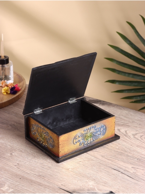 Шкатулка резная МДФ, 15х19х7,5 см Шкатулка резная МДФ, 15х19х7,5 см