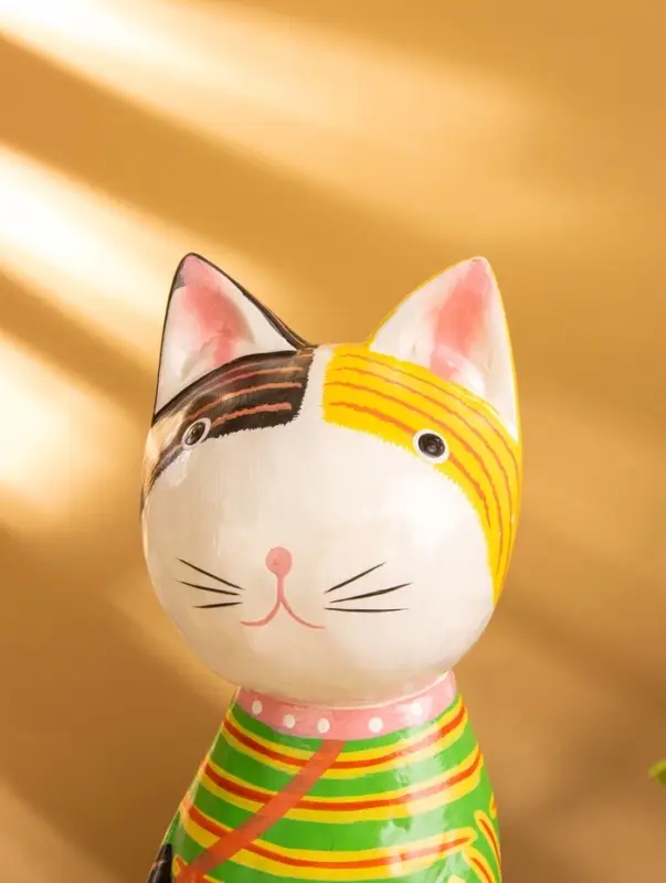 Сувенир дерево "Кошка сидящая" цв. жёлтый, 10х10х28 см