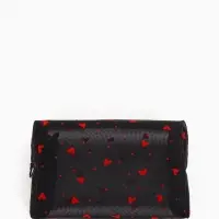 Косметичка дор Сердца, сетка 18*7,5*10, отд на молнии, черный Косметичка дор Сердца, сетка 18*7,5*10, отд на молнии, черный