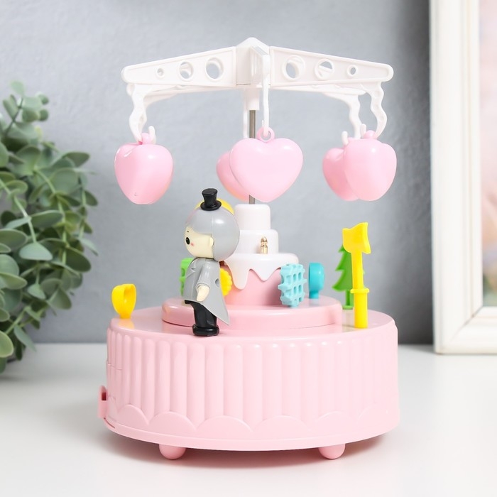 Шкатулка музыкальная механическая "Карусель - свадьба" розовая 13,5х13,5х20 см