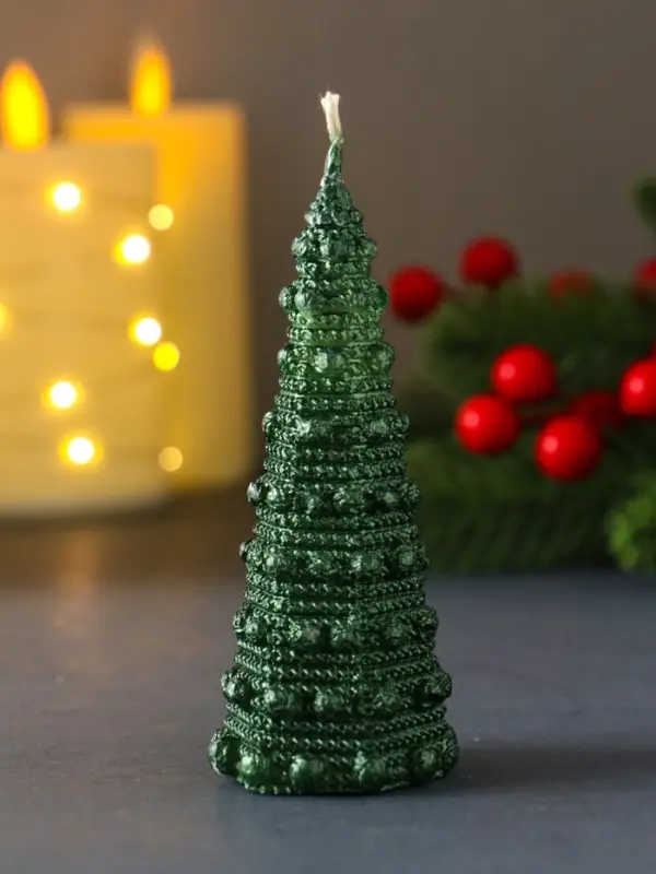 Свеча  Свеча "Ёлочка с шариками "45*102 мм, лак, зеленая