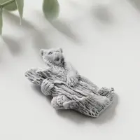 Магнит на холодильник &laquo;Медведь на дереве&raquo;, барельеф, 5 см