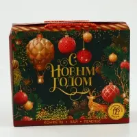 Подарочный набор «С Новым годом»: чай (50 г), конфеты (110 г), печенье брауни (120 г) Подарочный набор «С Новым годом»: чай (50 г), конфеты (110 г), печенье брауни (120 г)