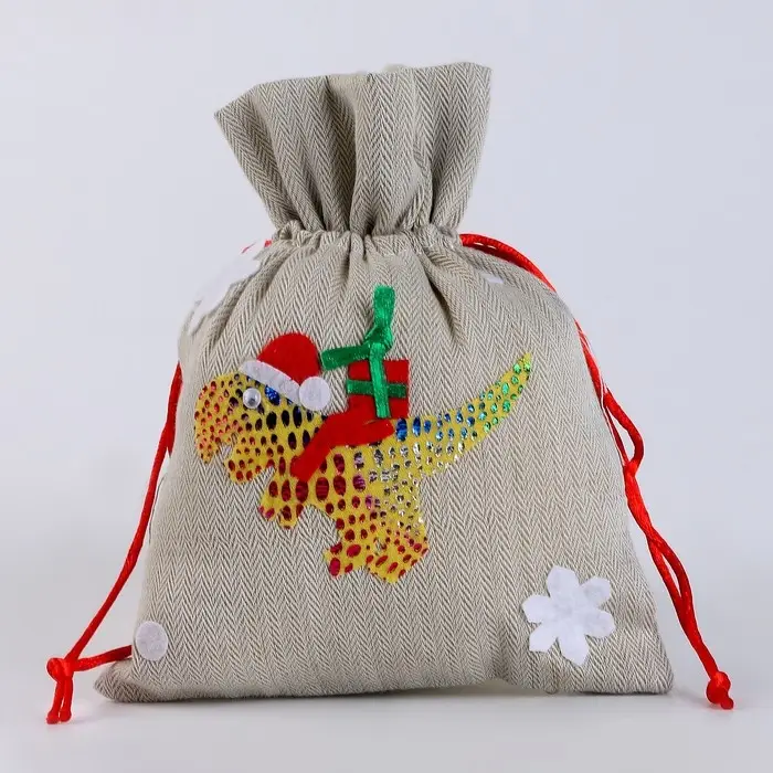 Мешок новогодний для подарков «Динозавр с подарками», 19 × 14 см, МИКС Мешок новогодний для подарков «Динозавр с подарками», 19 × 14 см, МИКС