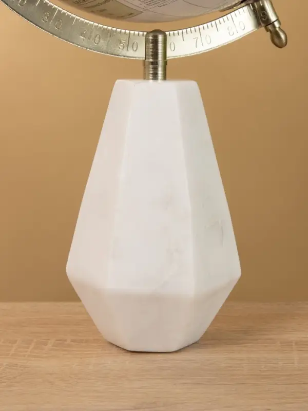 Глобус сувенирный 23х20х38 см, подставка мрамор Глобус сувенирный 23х20х38 см, подставка мрамор