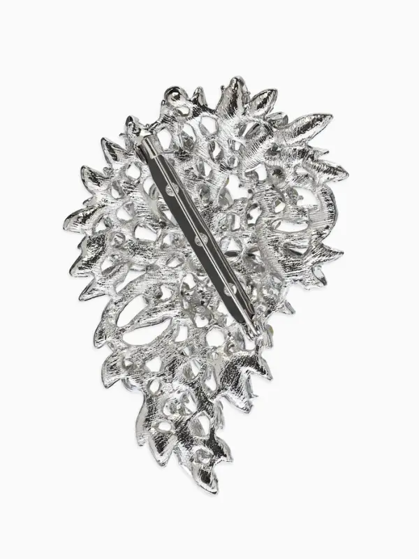 Брошь "Императрица" льдинки в цветке, цвет белый в серебре