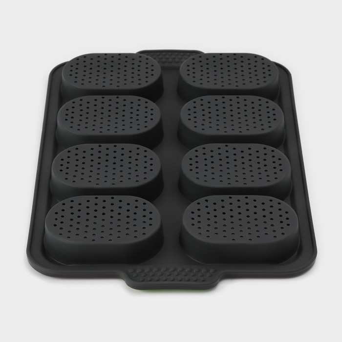 Форма для выпечки с перфорацией «Булочки», силикон, 34,5×23×2,5 см , 8 ячеек (9,5×6,3×2,4 см), чёрная Форма для выпечки с перфорацией «Булочки», силикон, 34,5×23×2,5 см , 8 ячеек (9,5×6,3×2,4 см), чёрная