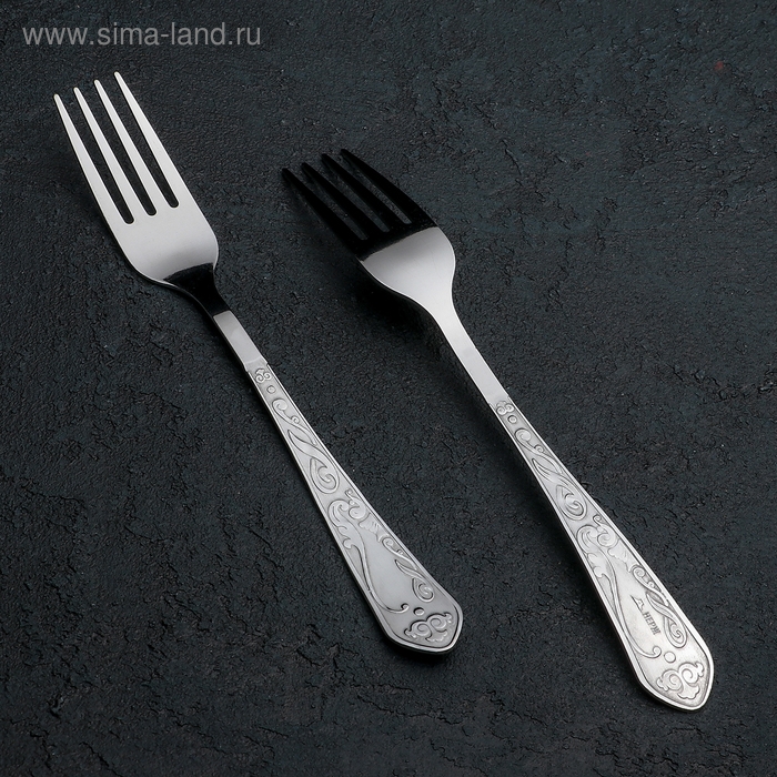 Вилка столовая &laquo;Элегия&raquo;, длина 20 см, толщина 1,5 мм, цвет серебряный