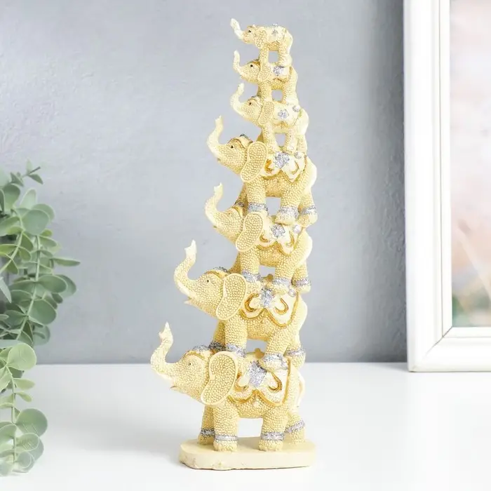 Сувенир полистоун "Семь слонов в пирамиде" бежевый 5,3х10х29 см