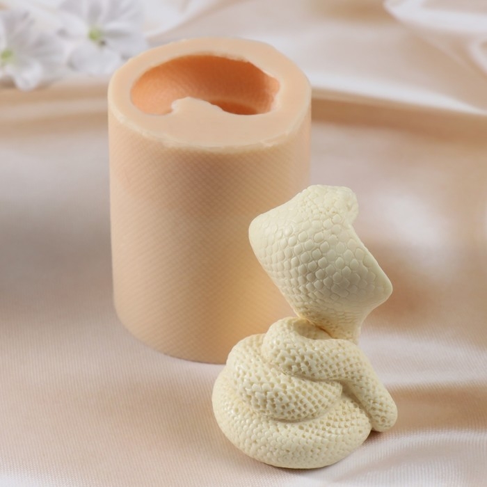 Молд силиконовый Молд силиконовый "Змея №6" 9х6,5х6,5 см