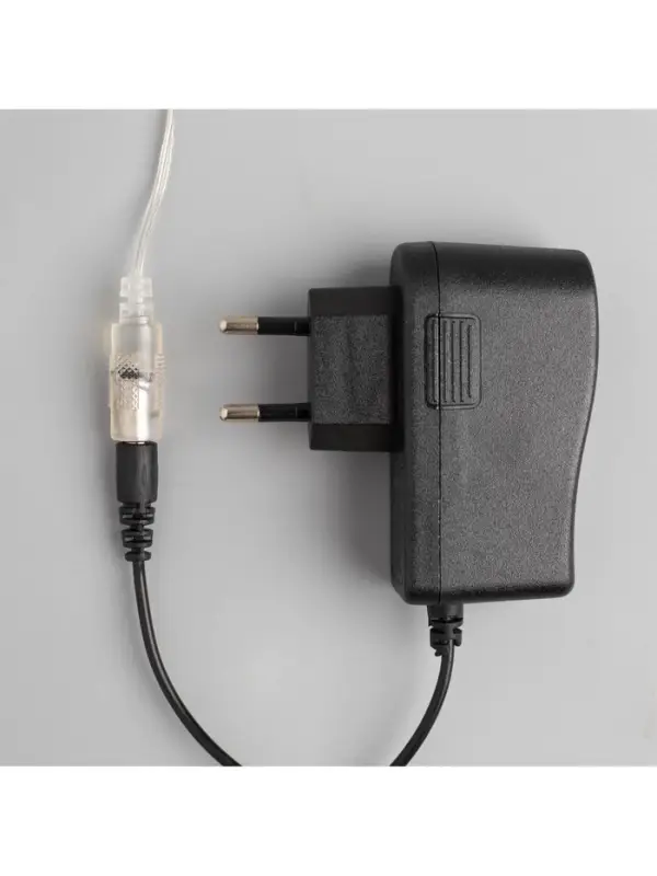 Гирлянда &laquo;Нить&raquo; 20 м, роса, IP20, чёрная нить, 200 LED, свечение белое, 12 В