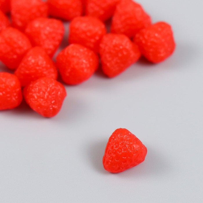 Декор для творчества PVC Декор для творчества PVC "Ягода клубника" набор 20 шт 1х1х0,6 см