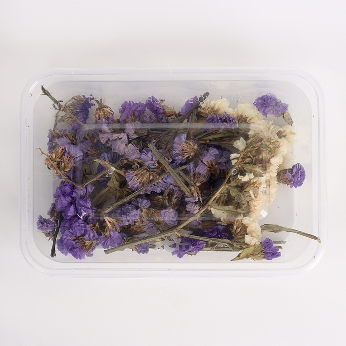 Свеча своими руками. Создание цветных свечей с цветочным декором «Полевые цветы», набор для творчества Свеча своими руками. Создание цветных свечей с цветочным декором «Полевые цветы», набор для творчества