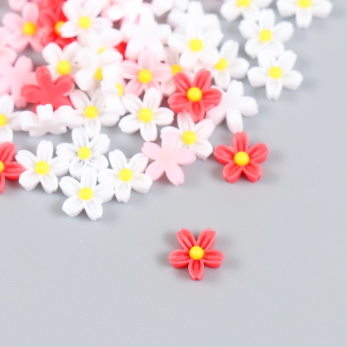 Декор для творчества пластик Декор для творчества пластик "Незабудки белые, красные, розовые"набор 70 шт 0,8х0,8 см