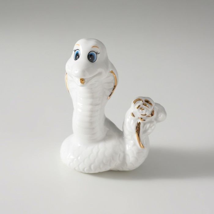 Сувенир керамика Сувенир керамика "Белая кобра с цветком" с золотом 4х6х8 см