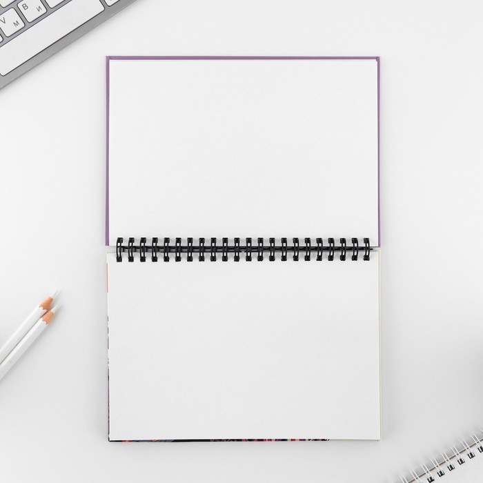 Скетчбук в твердой обложке на гребне А5, 80 л. 100 г/м &laquo;Аниме&raquo;