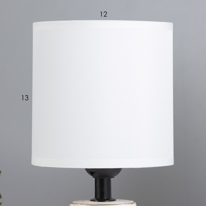 Настольная лампа Настольная лампа "Диана" Е27 40Вт бело-золотой 13х13х27,5 см