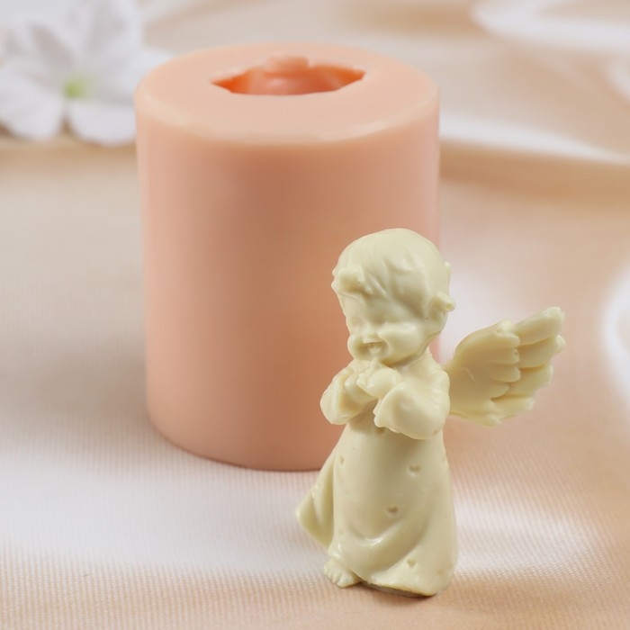 Молд силиконовый Молд силиконовый "Ангел улыбается" 6,2х5,5х7 см (издел. 6,8х4,7х2,8 см)