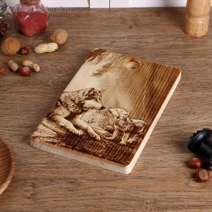 Доска из массива кедра «Волки», прямоугольная, 18 × 28 см Доска из массива кедра «Волки», прямоугольная, 18 × 28 см