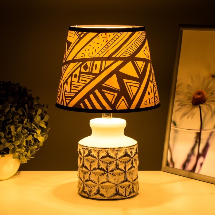 Настольная лампа Настольная лампа "Гетте" Е14 15Вт черный 31х20х20см RISALUX