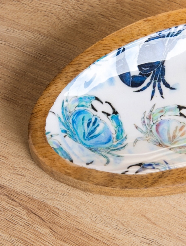 Блюдо в форме рыбки Блюдо в форме рыбки "Крабы" дерево манго 25,5х10х2 см