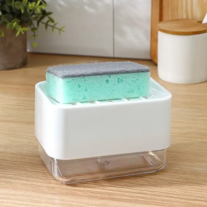 Дозатор для моющего средства с подставкой для губки Raccoon, губка в комплекте, цвет белый Дозатор для моющего средства с подставкой для губки Raccoon, губка в комплекте, цвет белый