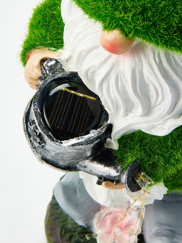 Садовая фигура  Садовая фигура "Гном с лейкой", 11,5х11,5х26,8 см, с подсветкой