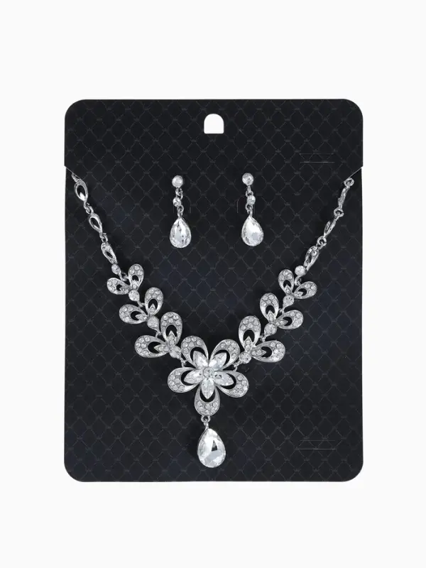 Набор 2 предмета: серьги, колье, цветок, белый в серебре, 45 см